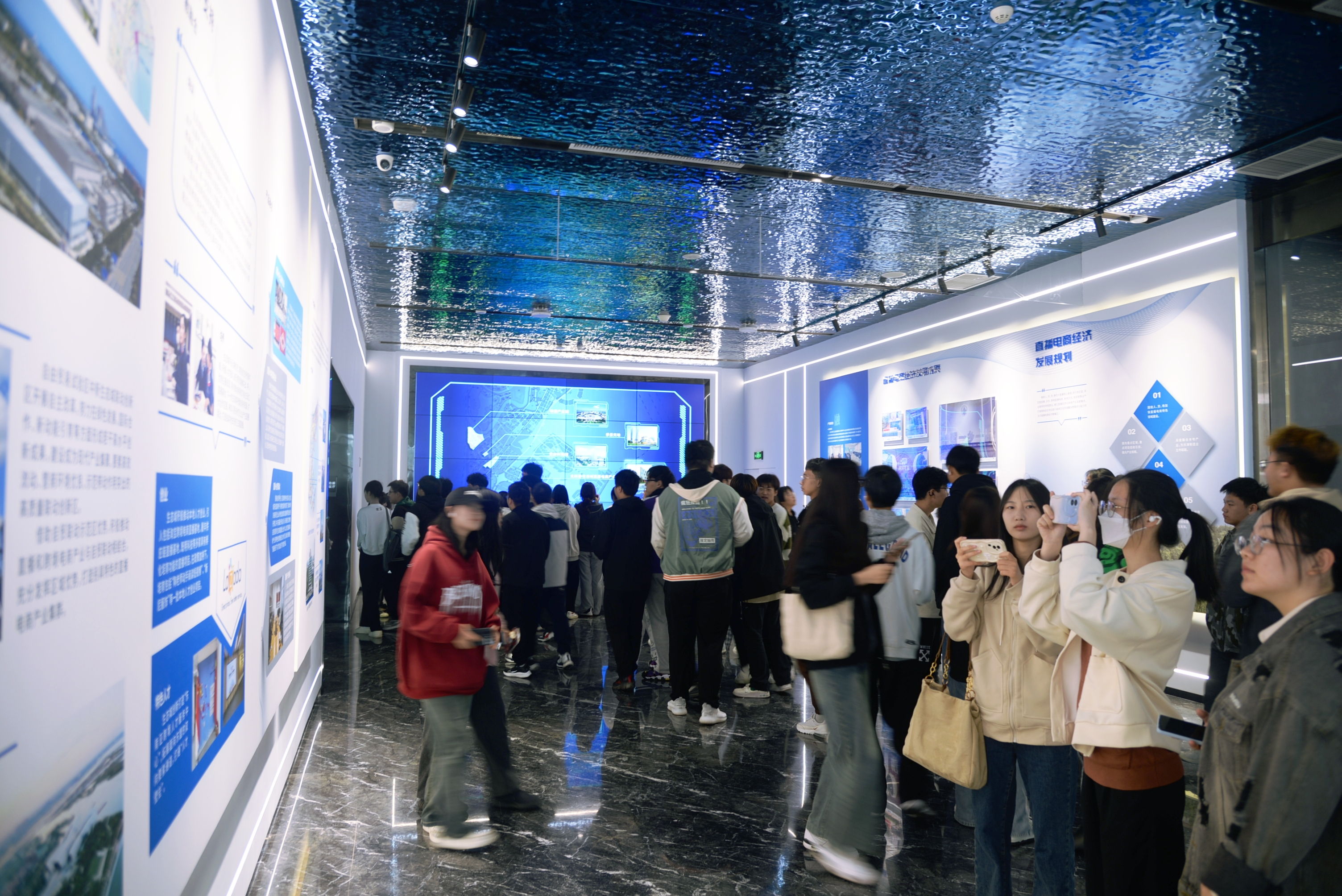 中新天津生态城举办直播技能训练营 助学员“出圈”为行业加力