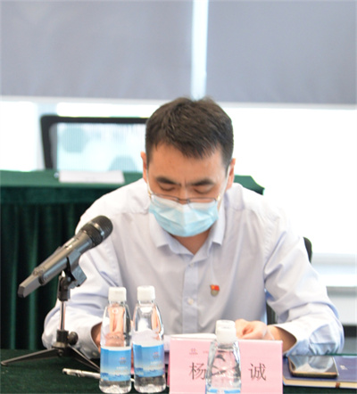 总经理杨会诚_副本.jpg